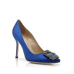 Manolo Blahnik Hangisi Embellished Satin Pump 39.5